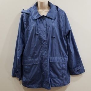 Tudor court by Haband women's blue windbreaker